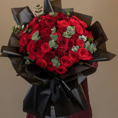 Scarlet Romance