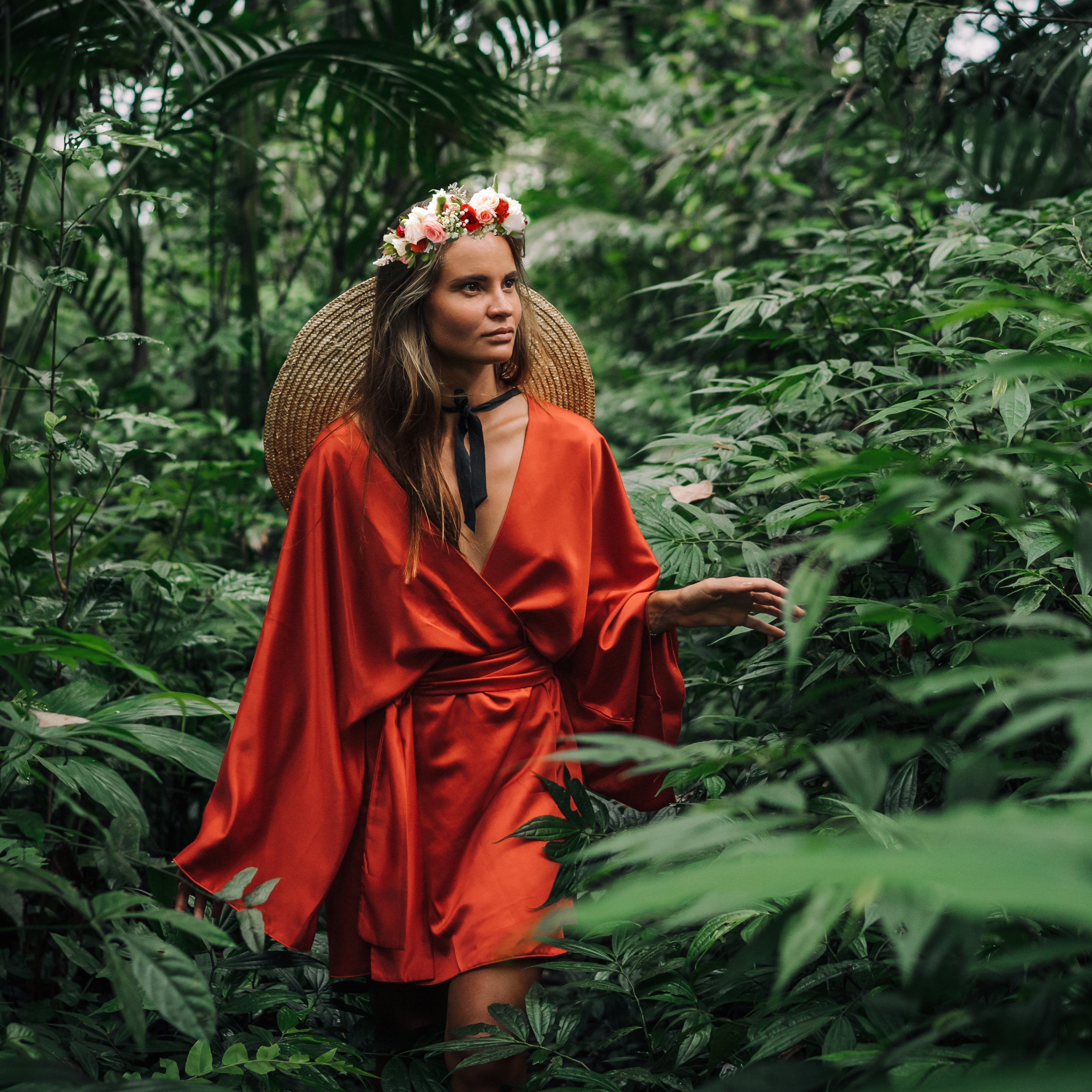 Romantic Garden-Inspired Floral Headpiece