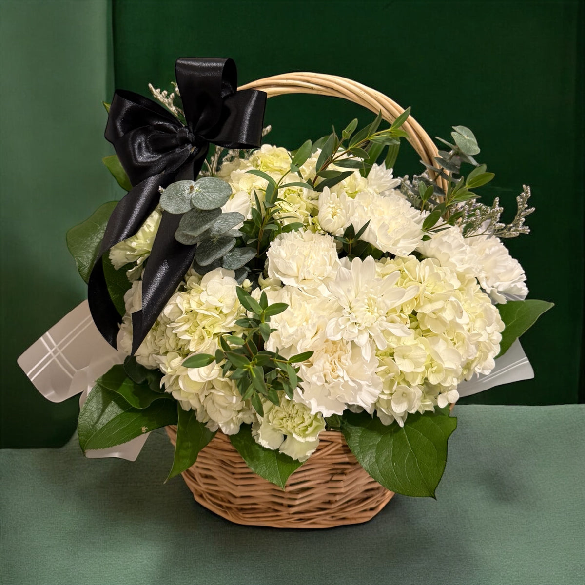 Simple Tribute Flower basket
