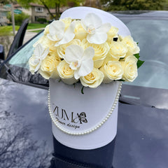 Exclusive Pearly Rose Box
