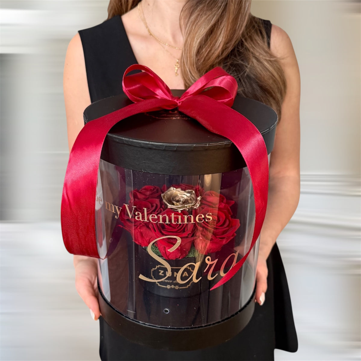 Éclat d’Amour | Red & Gold Luxury Infinity Rose Box | Last 3 Years