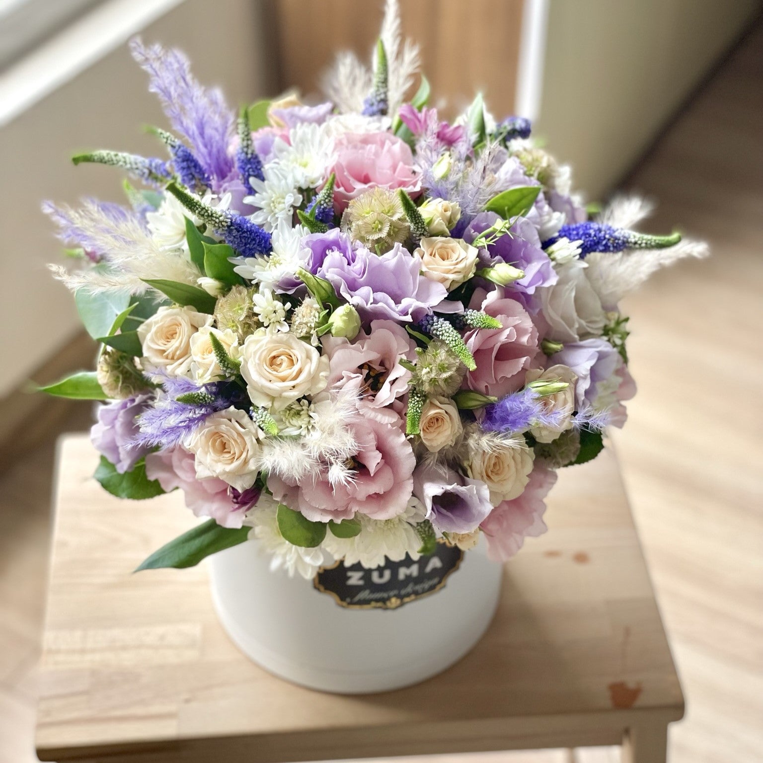 360° Dreamy Pastel Arrangement