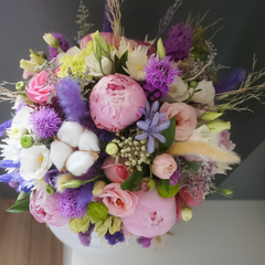 Pastel Bloom Luxury Floral Box